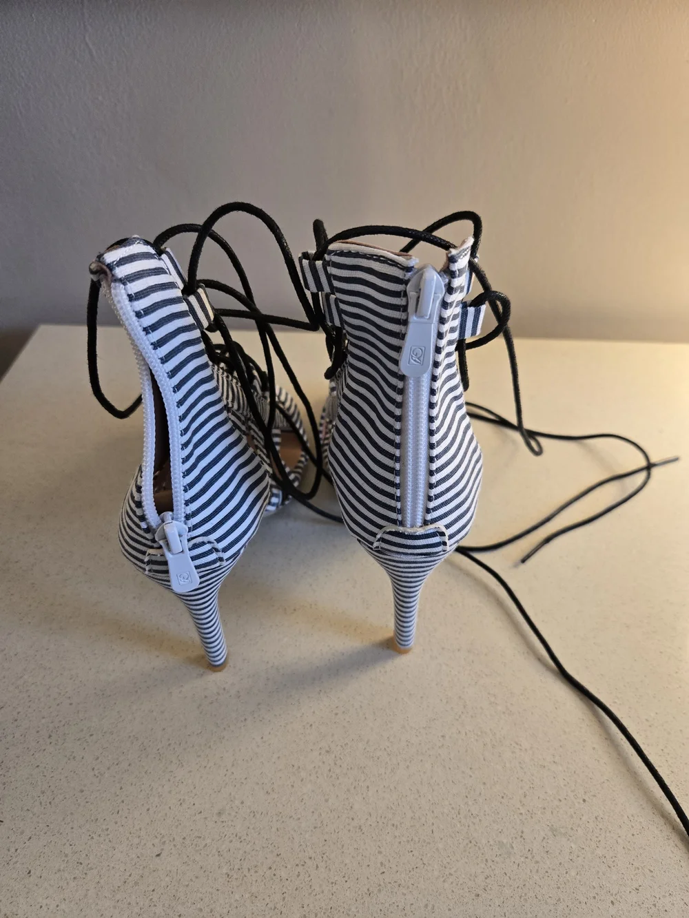 Striped Lace-Up Women’s Sandals in Black & White